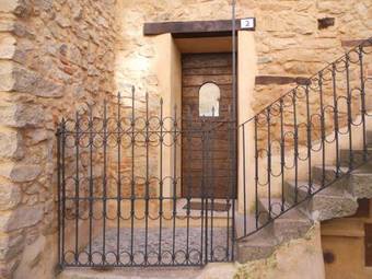 Hostal Su Caramu Guest House