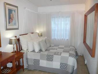 Hostal Dusk To Dawn Guesthouse