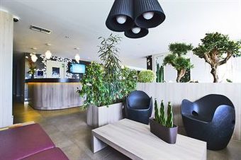 Hotel Kyriad Lyon Est - Saint Bonnet De Mure