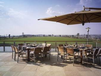 Lodge Tintswalo Waterfall