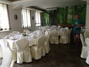 Hotel Centrum Restauracyjno-hotelowe Florres