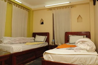 Hostal Sunny Guest House And Cafe