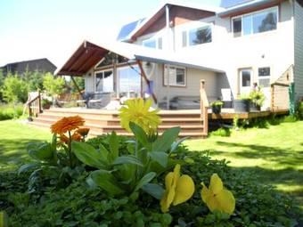 Bay Ave Bed And Breakfast Inn