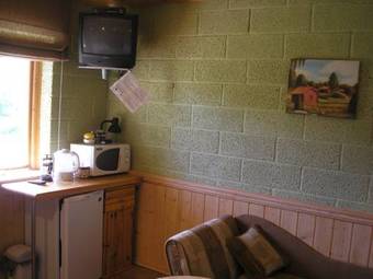 Hostal Kaare Guesthouse