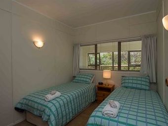 By The Bay Beachfront Apartments