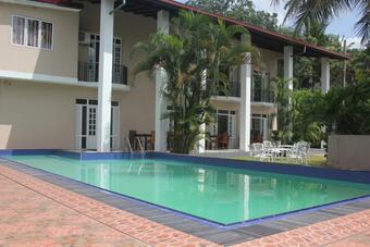 Grand 7 Hotel Thalawathugoda