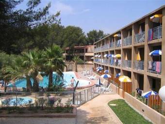 Aparthotel La Marina