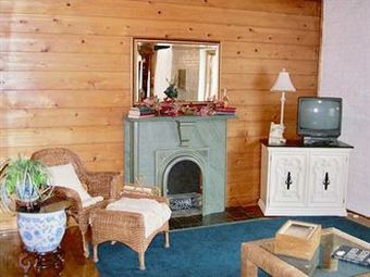 Aparthotel The Rivers Edge Executive Suites