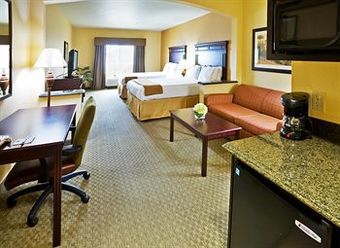 Holiday Inn Express Hotel And Suites Texarkana