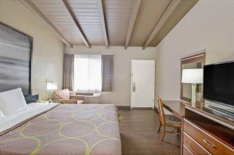 Motel Super 8 By Wyndham Los Angeles-culver City Area