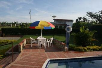 Hostal Villa Flor Blanca