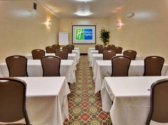 Holiday Inn Express Hotel & Suites Ontario Airport-mills Mall