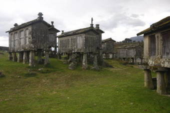 Agroturismo Rh Casas De Campo Design