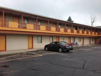 Cadet Motor Inn - Coldwater