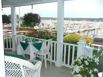 Bed & Breakfast Inn At Harbor Hill Marina