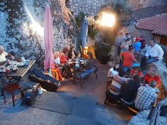 Hostal Taverna Lusitana