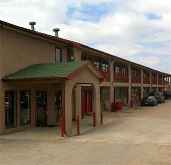 Posada Deluxe Inn Carrollton