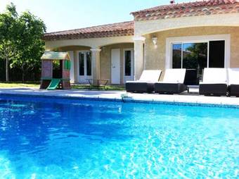 Luxueuse Villa R�cente � Saint Rapha�l De Plain Pied