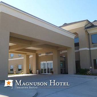 Hotel Magnuson Treasure Bayou