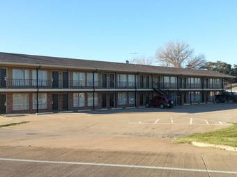 Motel The Surrey Inn