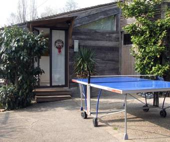 Hostal La Maison De La Source