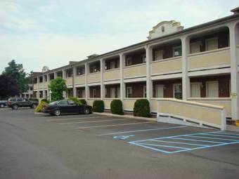 Hotel Days Inn University