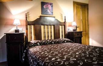 Agroturismo Casas Rurales Taramundi Verde