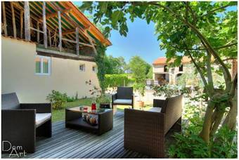 Bed & Breakfast Chambre D'h�tes La Cour Des Saligues