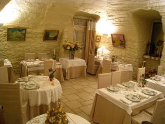 Bed & Breakfast Hotel Restaurant Le Moulin � Huile