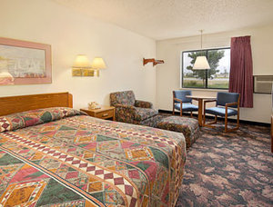 Motel Super 8 By Wyndham Longmont/twin Peaks