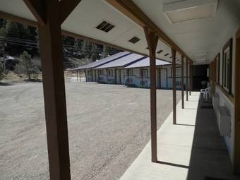 San Juan Motel & Cabins
