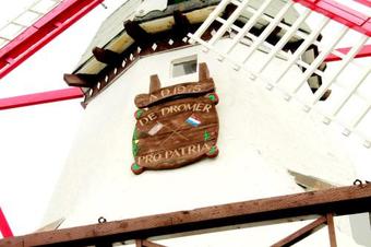 Motel Auld Holland Inn