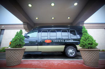 Crowne Plaza Hotel Paramus