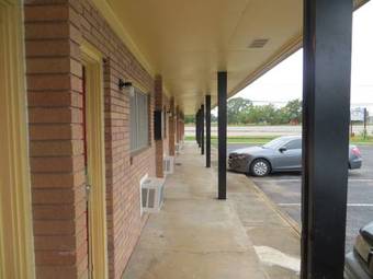 Hotel Cottonwood Inn