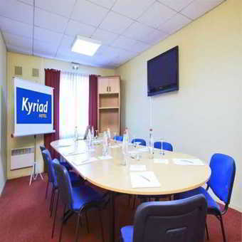 Hotel Kyriad Geneve St Genis Pouillly