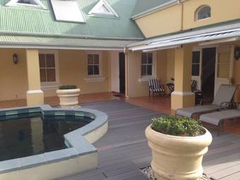 Hostal Calais Country House