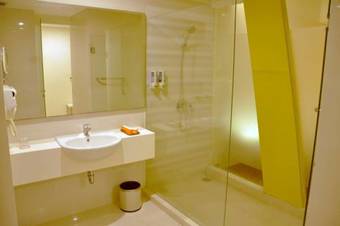 Everbright Ambon Hotel