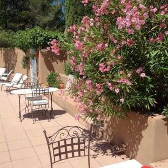 Hotel La Cl� Des Champs