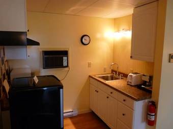 Footbridge North Hotel