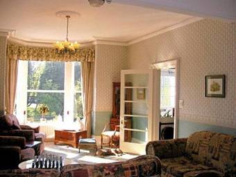 Hostal The Westminster Hotel