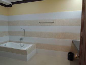 Hostal Kampongbay Makeng Guesthouse