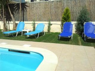 Nicolas Studios & Apartments