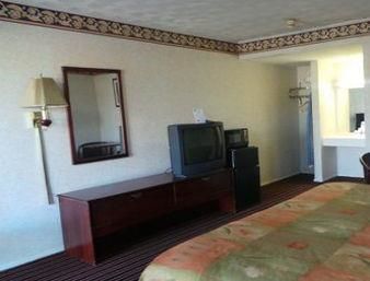 Motel Madison Heights Knights Inn