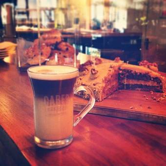 Hotel Whitehorse Inn