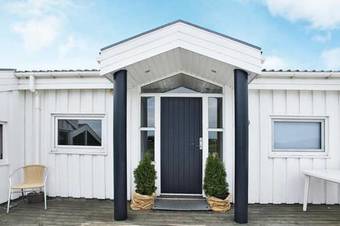 Five-bedroom Holiday Home In Pandrup 2