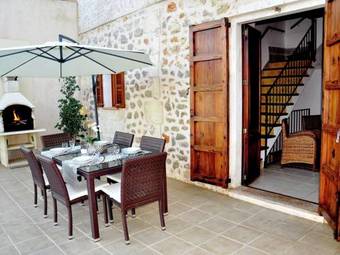 Spacious Holiday Home In Buger Sapin With Private Pool