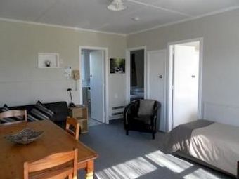 Cornwall Park Motel