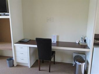 Shortland Court Motel