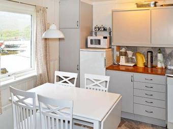 Four-bedroom Holiday Home In Ramberg 1