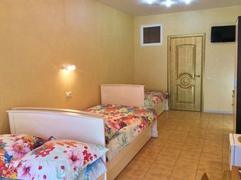 Bed & Breakfast 12 Mesyacev
